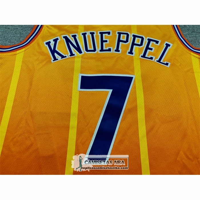 Camiseta Charlotte Hornets Kon Knueppel NO 7 Ciudad 2025-26 Naranja